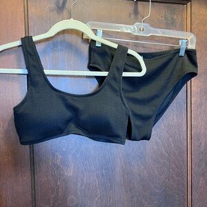 Black Textured sporty bikini two piece swimsuit